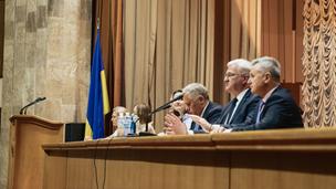 Андрій Сибіга та Валерій Копійка під час зустрічі зі студентами КНУ
