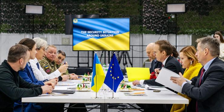 У Києві представники ЄС обговорили довгострокові гарантії безпеки для України: що відомо