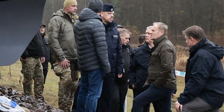 У Польщі невідомі підірвали залізницю між Варшавою та Любліном: Туск каже про диверсію