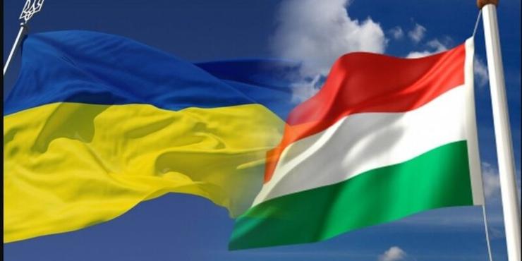 В Угорщині запевняють, що навчають українських військових медиків