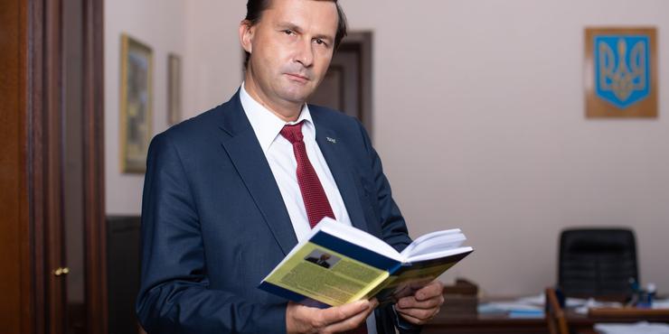 "Частину роботи митниці мають взяти на себе поштові служби": економіст Жаліло про податки на посилки