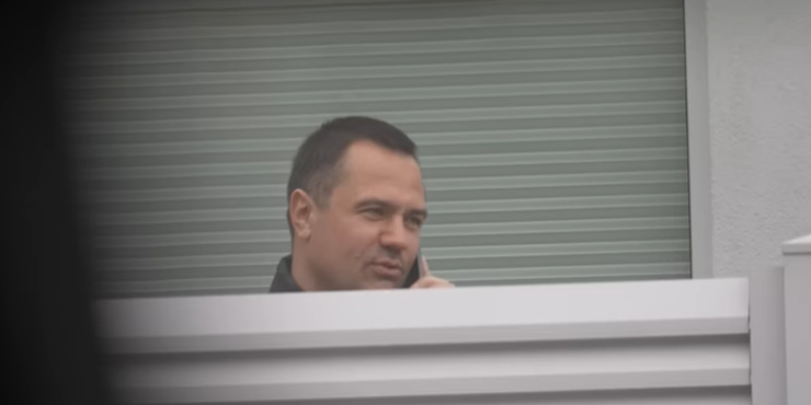 Столичний "смотрящій" Комарницький втік з України за сприяння правоохоронців і у супроводі авто "вантаж 200", - розслідування УП