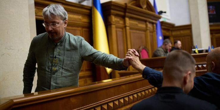 Рада відправила у відставку міністра культури Ткаченка: як він це прокоментував