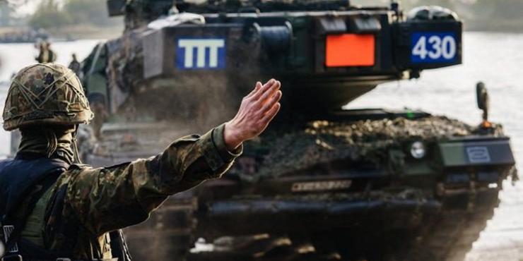 Українські захисники прибули до Німеччини для навчання на БМП Marder