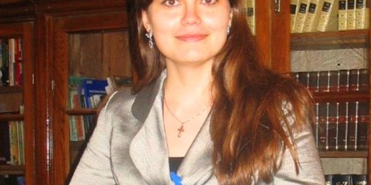 Юристка, яка працювала на РФ, тепер в апараті Ради оцінює законопроєкти на конституційність, — “Схеми”