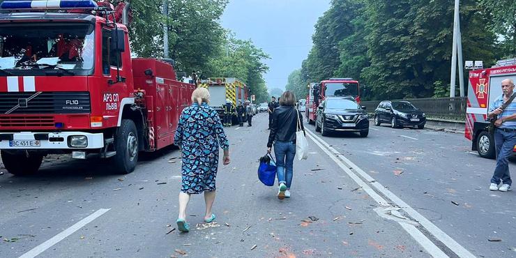 Під час ракетного обстрілу Львова було зачинено щонайменше 10 укриттів, - Клименко