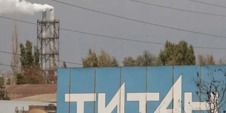 Ситуація на "Кримському титані": місцеві повідомили невтішні новини