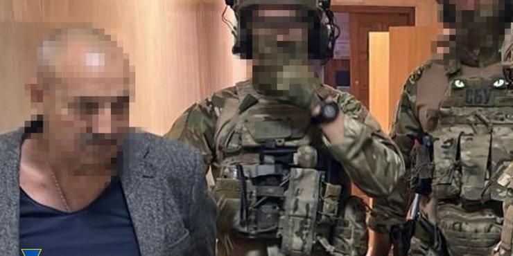 На Харківщині викрили посадовців, які “списували” чоловіків з військового обліку
