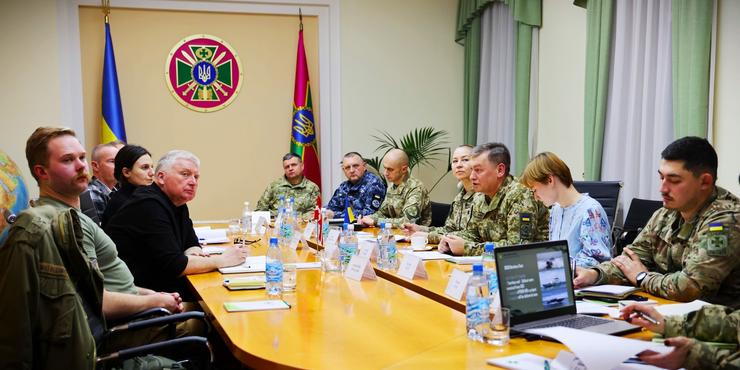 Українські прикордонники зустрілися з делегацією Королівства Данія: що відомо