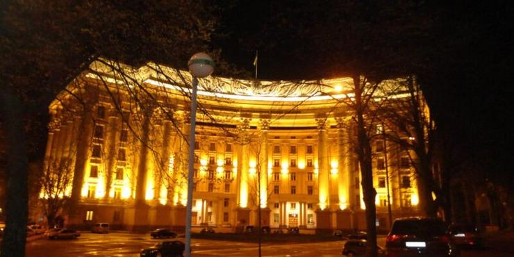Кулеба оголосив відкритий пошук послів: що це означає