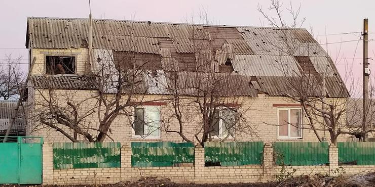Росіяни вдарили ракетами С-300 по Куп'янську: загинула жінка