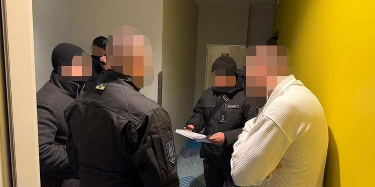 На Київщині офіцеру ТЦК оголосили підозру за побиття та військовозобов’язаних