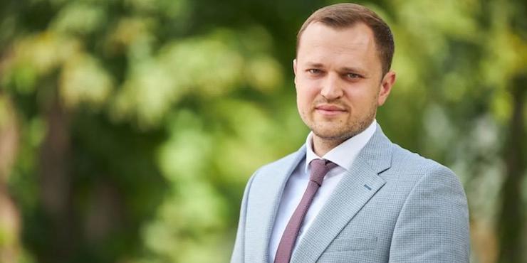 НАБУ зацікавилося "робочими подорожами" нардепа Жупанина до Лондона: парламентаря підвели фото зі сторінки дружини
