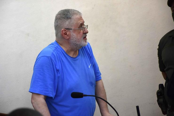 У Подільському суді розглядають запобіжний захід Коломойському у справі щодо коштів ПриватБанку Суд над Коломойським