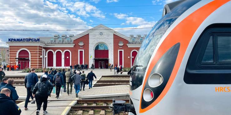 Евакуація з Донеччини поїздом: з 2 січня змінено напрямок