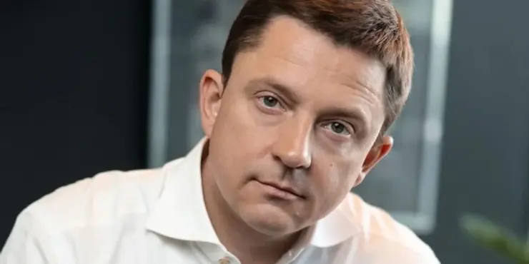 Рада підтримала складання мандату нардепа Довгого: що про нього відомо
