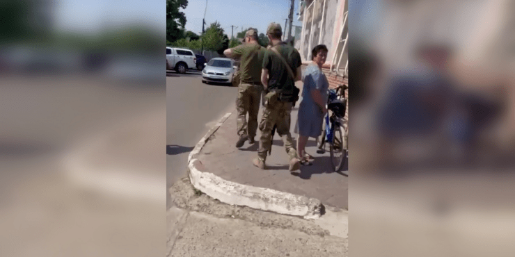 На Одещині представник військомату під час вручення повістки відкрив вогонь на ринку