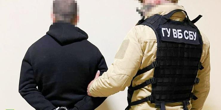 У Києві затримали проросійських хакерів, які створювали фейкові акаунти керівників українських спецслужб