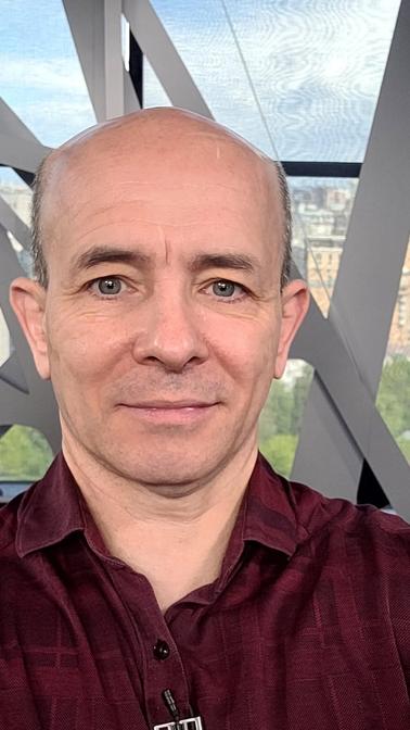 «Якщо Корецький виглядатиме розумнішим за Зеленського, довго він не протримається», — економіст Кушнірук