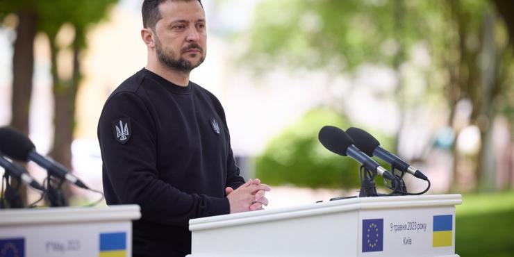 Зеленський про обстріли РФ: Кремль намагається дати своєму народу якісь "перемоги"