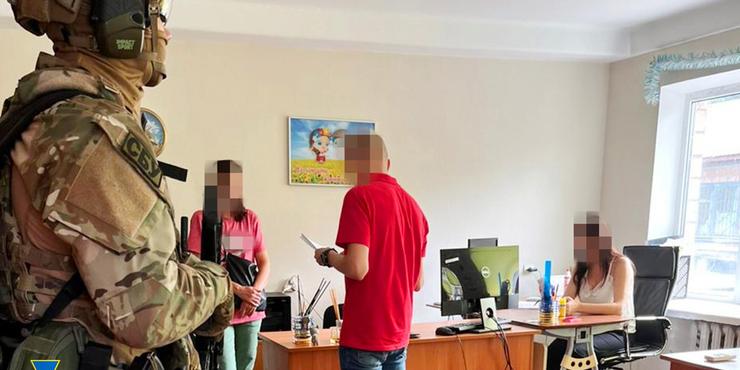У Києві викрили лікарів та працівників військкомату, які допомагали “ухилянтам”
