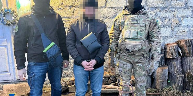 СБУ затримала агента рф, який передавав дані про оборону Миколаєва