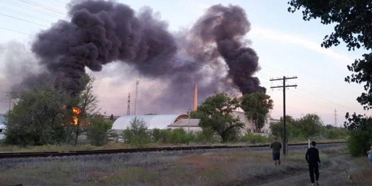 Україна атакувала військовий аеродром, НПЗ та електропідстанції в РФ, — ЗМІ