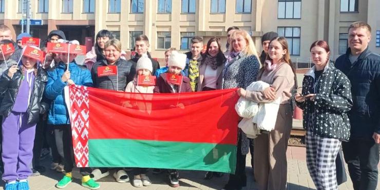 Російські окупанти вивезли з Херсонщини до Білорусі десятки українських дітей