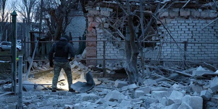 Росіяни скинули авіабомбу на Словʼянськ: серед постраждалих - дитина
