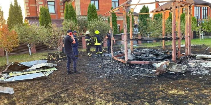 РФ масовано атакувала Київ “шахедами”: з’явилися фото наслідків