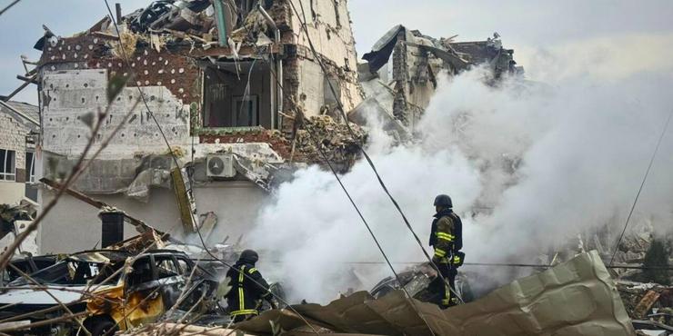 У Києві внаслідок масованої атаки РФ четверо загиблих, у передмісті - зруйновано цілий квартал: що відомо