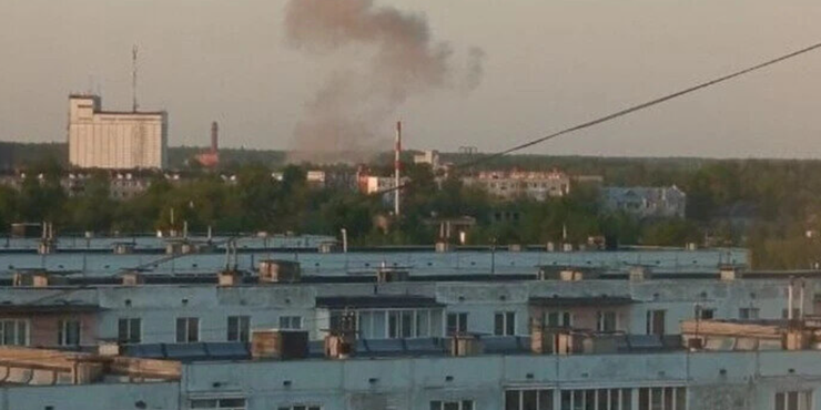 У РФ кажуть про масштабну атаку безпілотників на оборонні підприємства: що відомо