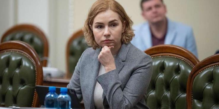 "Попри плівки про хабарі та зловживання, в "Енергоатомі" не відсторонили жодного співробітника", - нардепка Радіна