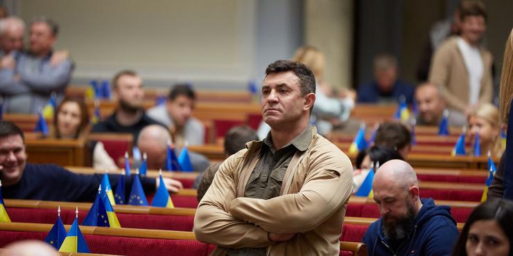 “Тищенко дискредитує не лише президента, а й весь парламент”, — нардепка Іонова