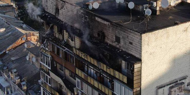У Києві після масованої атаки РФ двоє загиблих і зруйнована лікарня: що відомо на ранок