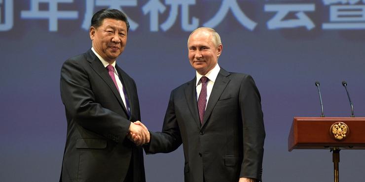 Посол Китаю в ЄС каже, що КНР не є на стороні Росії у її війні проти України