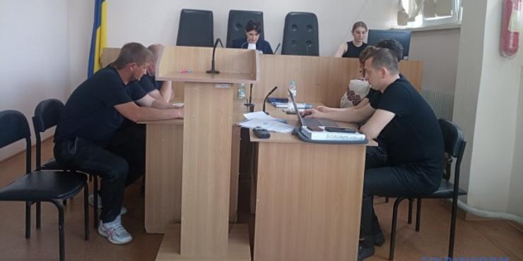 Харківський вчитель, якого побив працівник ТЦК, подав позов до суду на 300 тис. грн