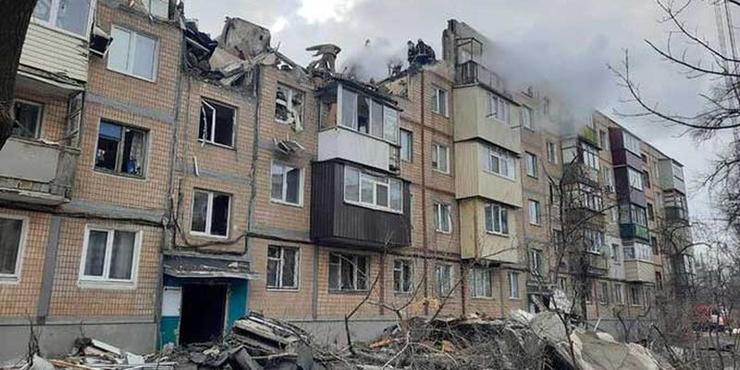 Українці не платитимуть комуналку за зруйноване житло, але є важливий нюанс. Аналізуємо новий закон