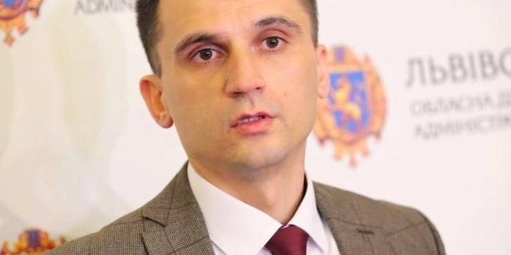 Тесть заступника голови Львівської ОВА скуповує землі навіть попри відсутність доходів, — ЗМІ
