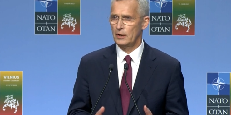 Україна отримає запрошення на вступ до НАТО після того, як виконає умови, - Столтенберг