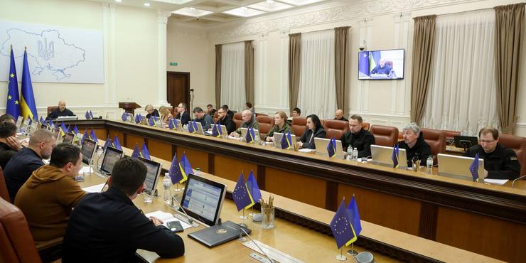Кабмін назвав імена нових майбутніх керівників Луганської і Сумської областей