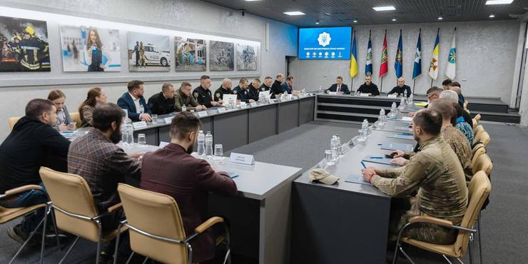У МВС провели експертні консультації щодо обігу вогнепальної зброї для цивільних: які висновки