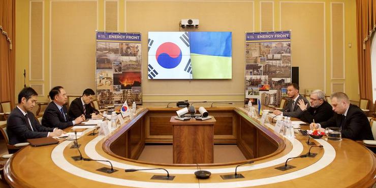 Південна Корея готова брати участь у відбудові енергетики України