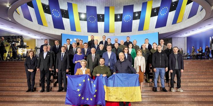 Процес має початися негайно: ЄС дає Україні перший мільярд євро на відновлення руйнувань