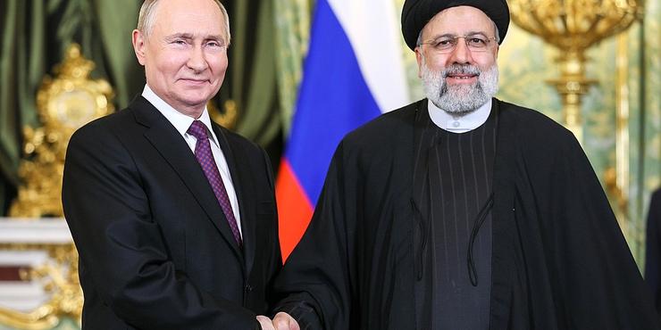 Іранський президент приїхав до Путіна у Москву: як відреагували у Білому домі