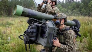 В бюджеті України немає грошей на виплати військовим: чому так сталося, та як забезпечити фінансування