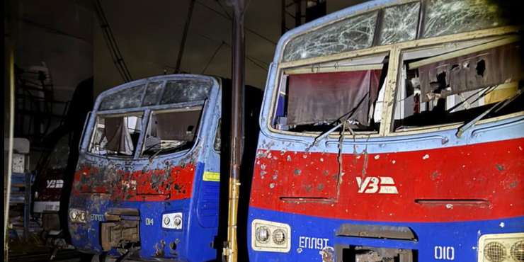 Росіяни вдарили по залізничному депо у Полтаві: які поїзди затримуються