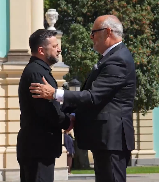 Президент України Володимир Зеленський та естонський лідер Алар Каріс у Києві