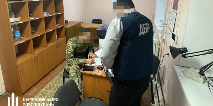 Начальника курсу Академії сухопутних військ у Львові підозрюють в побитті курсантів