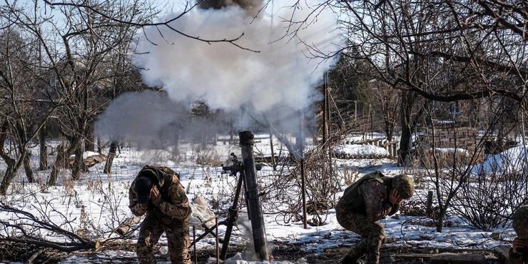 Російські окупанти в Бахмуті переходять до вимушеної оборони, однак "снарядного голоду" не мають